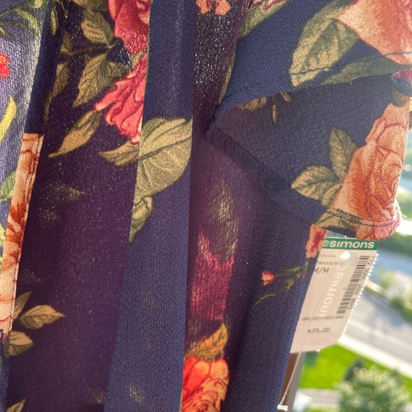 NWT Floral Summer Dress 🌹 - Picture 3 of 7